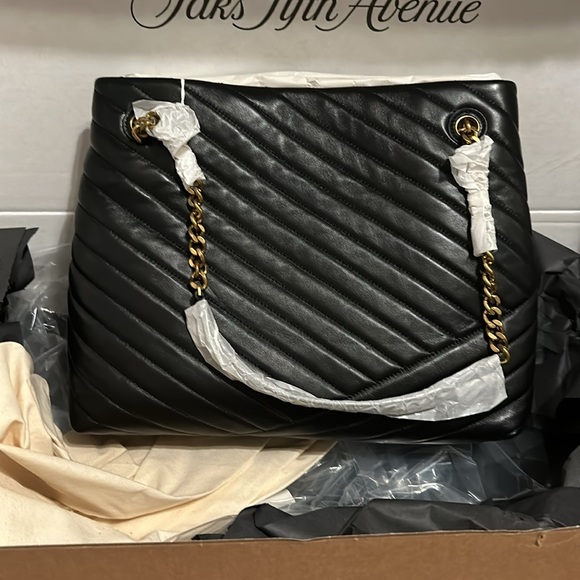 NWT Tory Burch Kira chevron tote - Picture 3 of 11